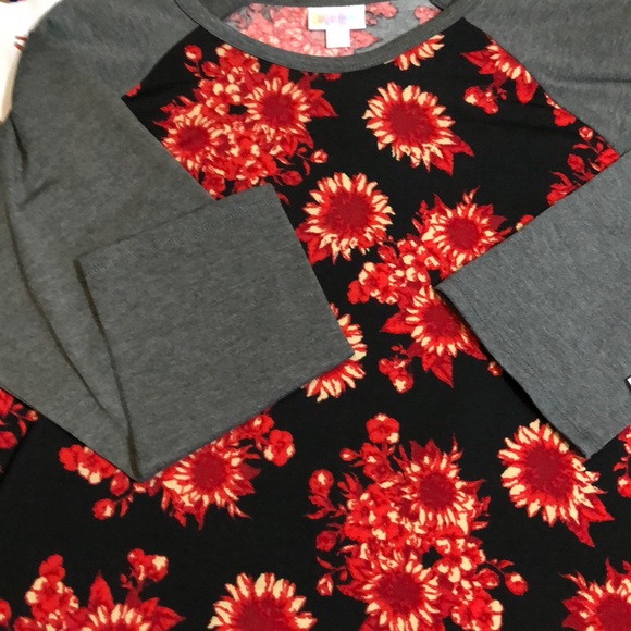 LuLaRoe Tops - LuLa Roe Randy